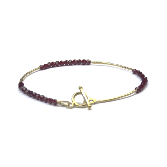 JC - BRACELET WITH GARNET AND 14KT GOLD FILLED